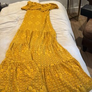 Nightcap Clothing Sunflower Lace Ruffle Hem Maxi Dress size small. Color yellow